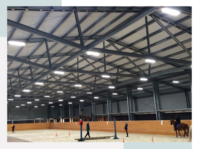 Строительство конных манежей от 625 руб в Подольск