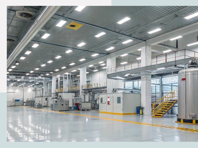 Освещение ангаров в Подольске от 625 руб. - Эффективные решения